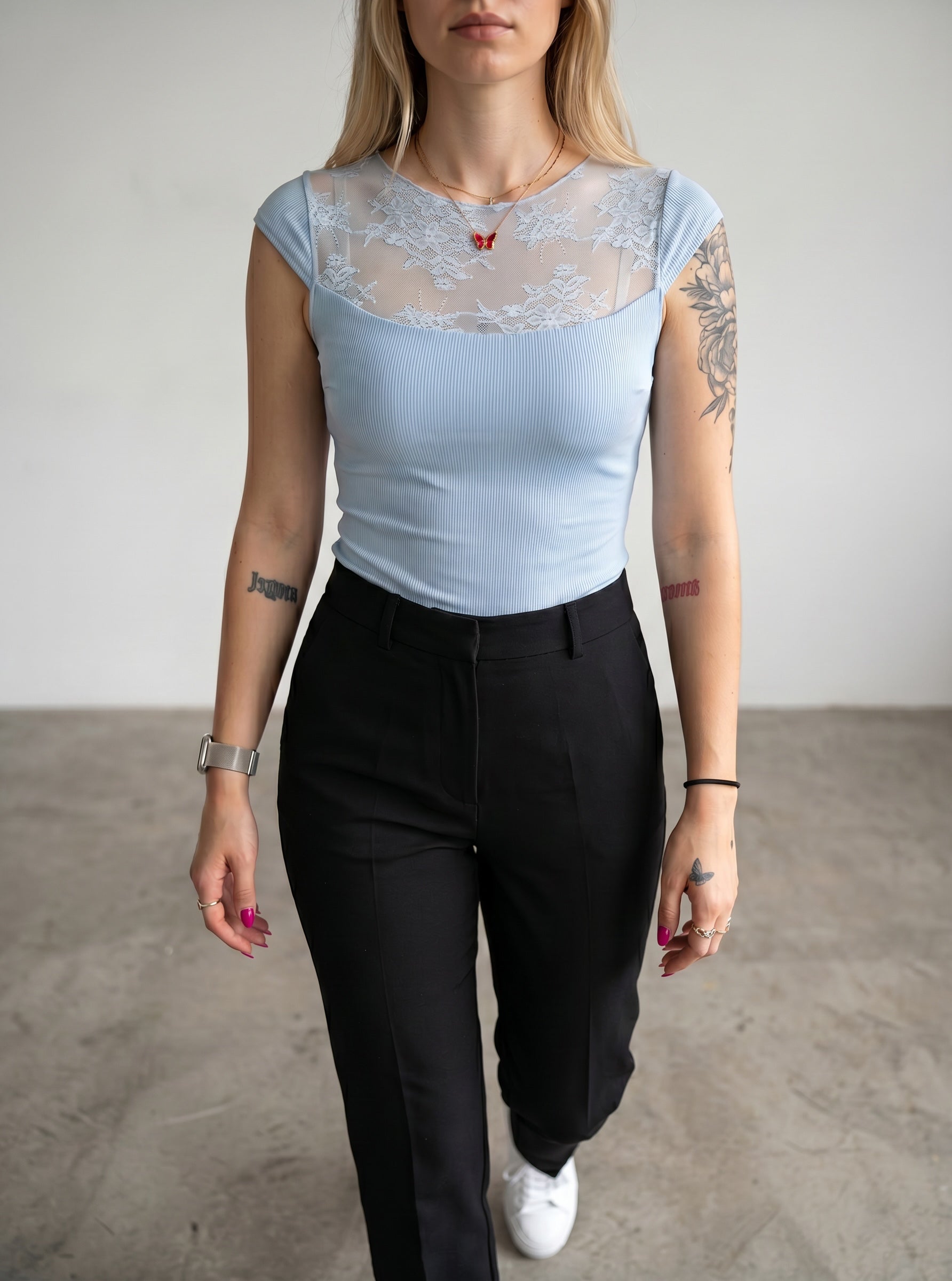 Noa Lace Top