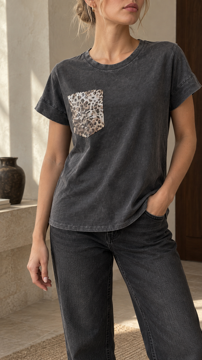Selmira Leopard Pocket Tee